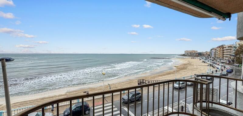 3 bedroom Apartment for sale
