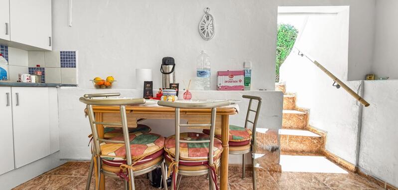 2 bedroom Townhouse for sale