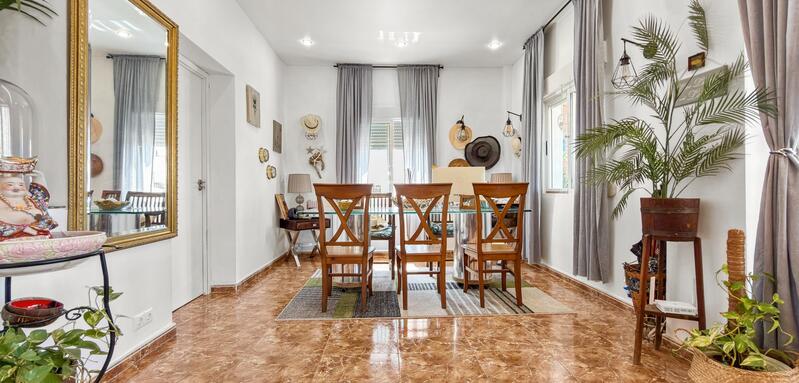 7 Cuarto Villa en venta