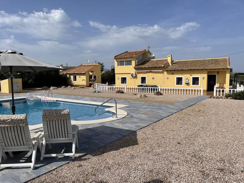 Villa en venta en Alhama de Murcia, Murcia
