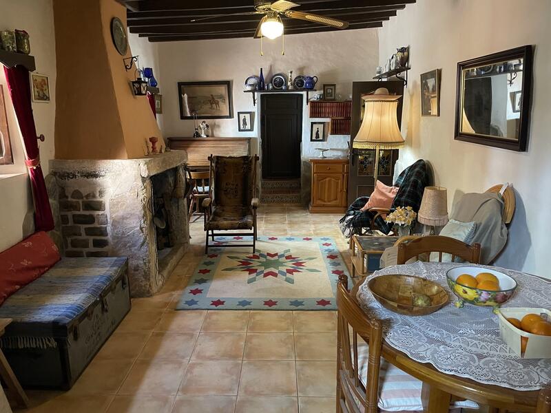 4 Cuarto Casa de Campo en venta