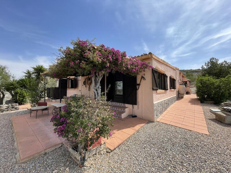 4 Cuarto Casa de Campo en venta