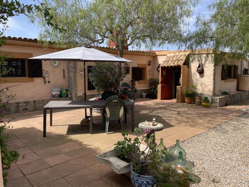 4 Cuarto Casa de Campo en venta