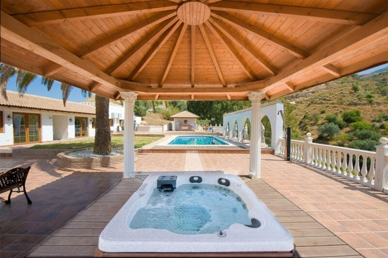 7 Cuarto Villa en venta