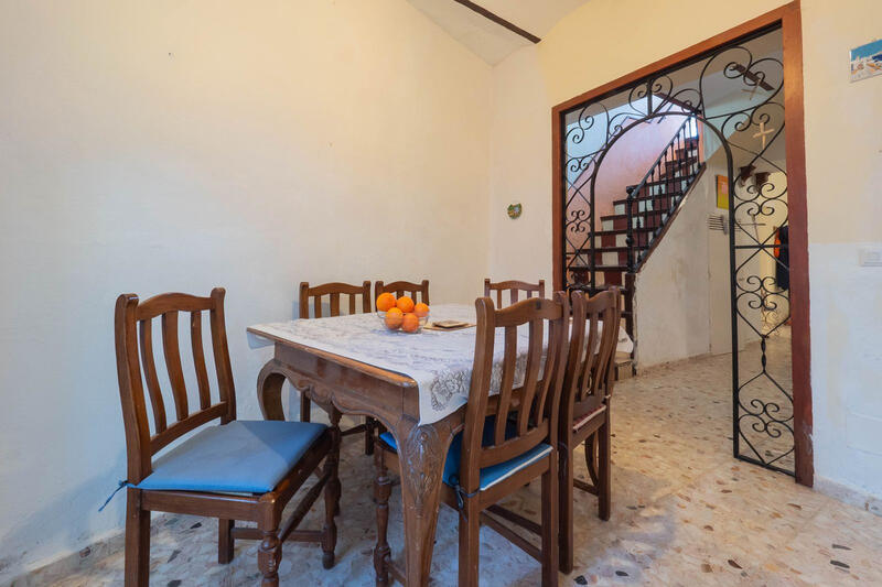 5 bedroom Townhouse for sale 5 bedroom Townhouse for sale