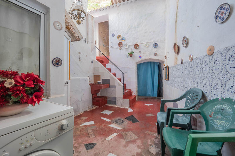 5 bedroom Townhouse for sale 5 bedroom Townhouse for sale