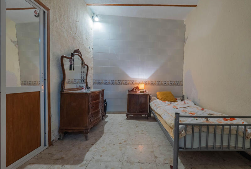 5 bedroom Townhouse for sale 5 bedroom Townhouse for sale
