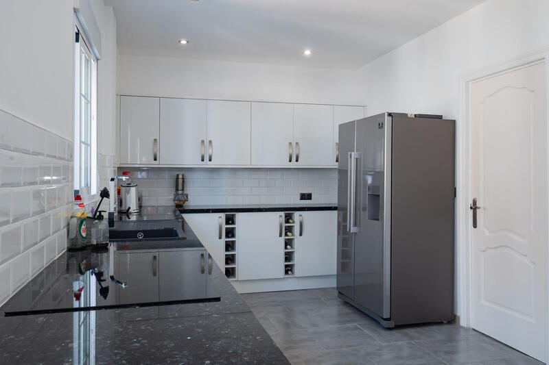 6 bedroom Townhouse for sale 6 bedroom Townhouse for sale