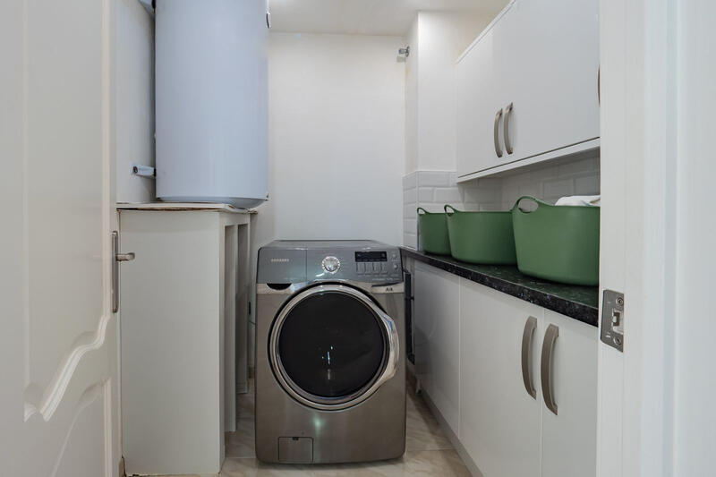 6 bedroom Townhouse for sale 6 bedroom Townhouse for sale