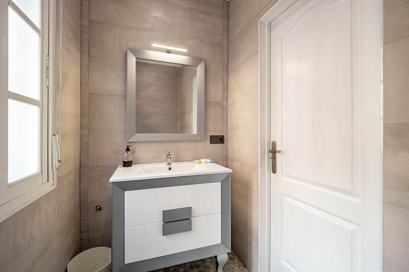 6 bedroom Townhouse for sale 6 bedroom Townhouse for sale