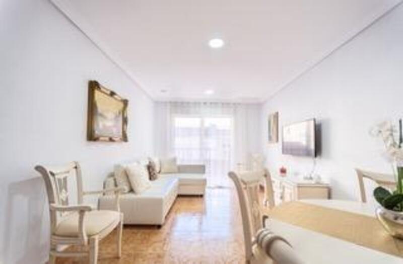 Apartamento en venta en Torrevieja, Alicante