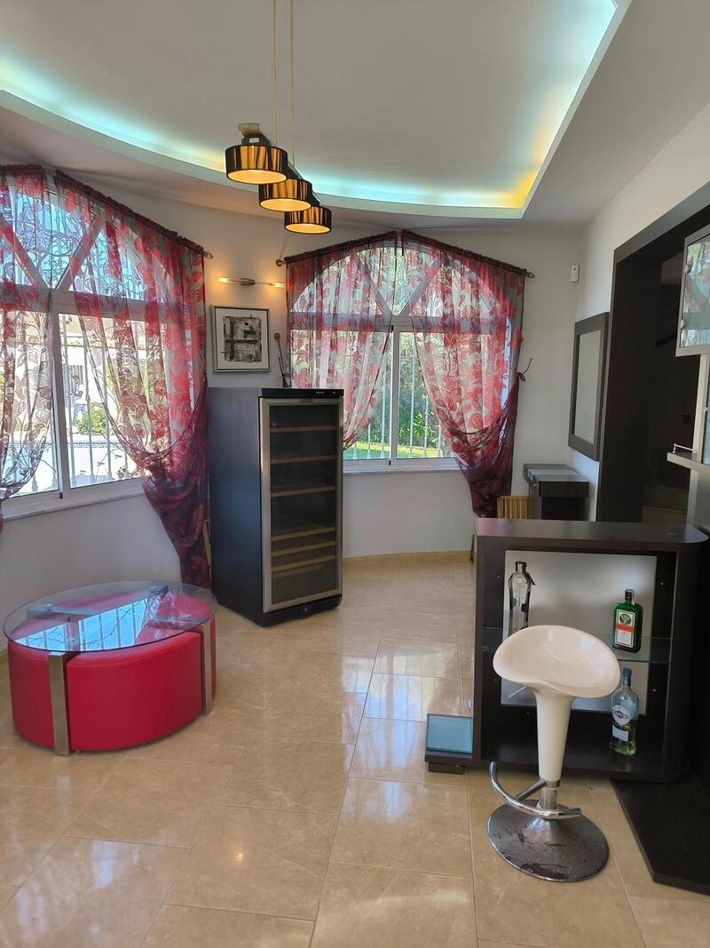 5 Cuarto Villa en venta