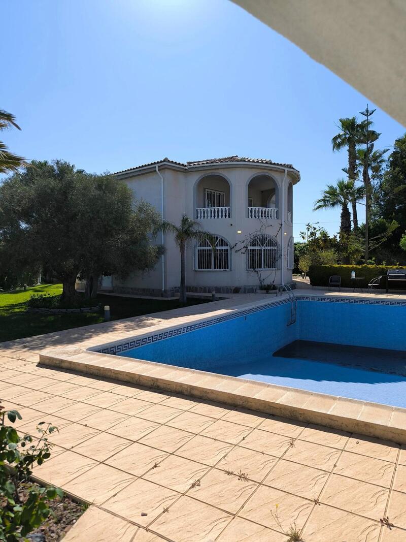 5 Cuarto Villa en venta