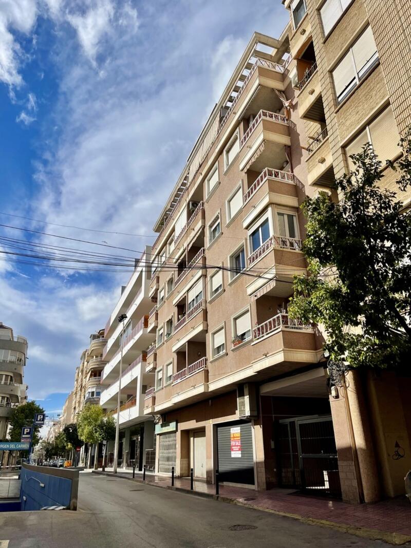 Apartamento en venta en Torrevieja, Alicante
