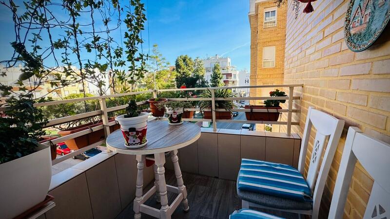 Apartamento en venta en Alacant/Alicante, Alicante
