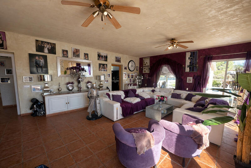 8 Cuarto Villa en venta