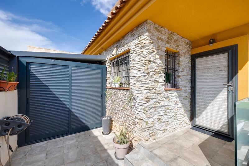 3 Cuarto Villa en venta