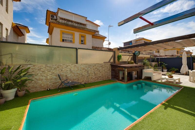3 Cuarto Villa en venta