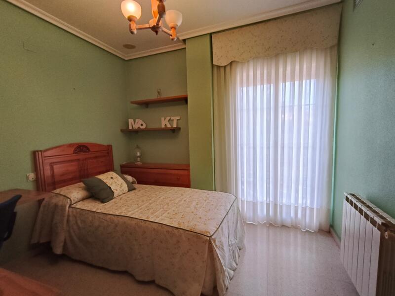 5 Cuarto Adosado en venta