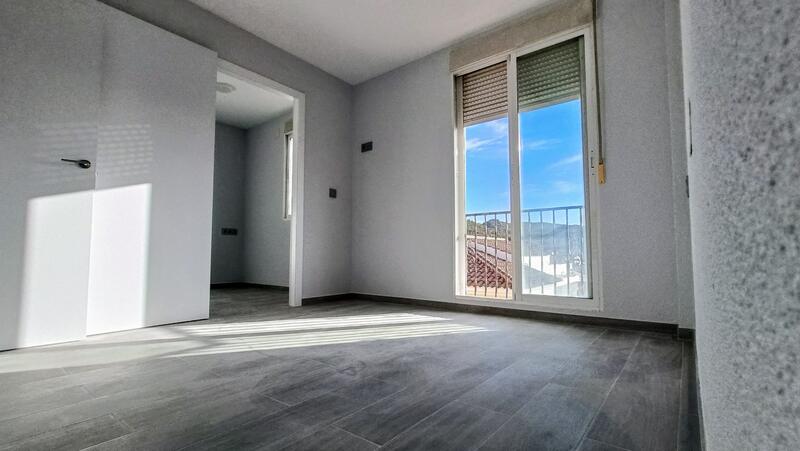 3 bedroom Townhouse for sale