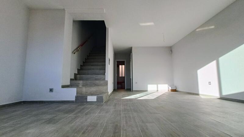 3 bedroom Townhouse for sale
