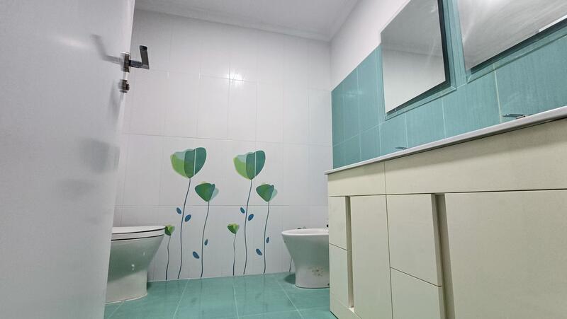 3 bedroom Townhouse for sale