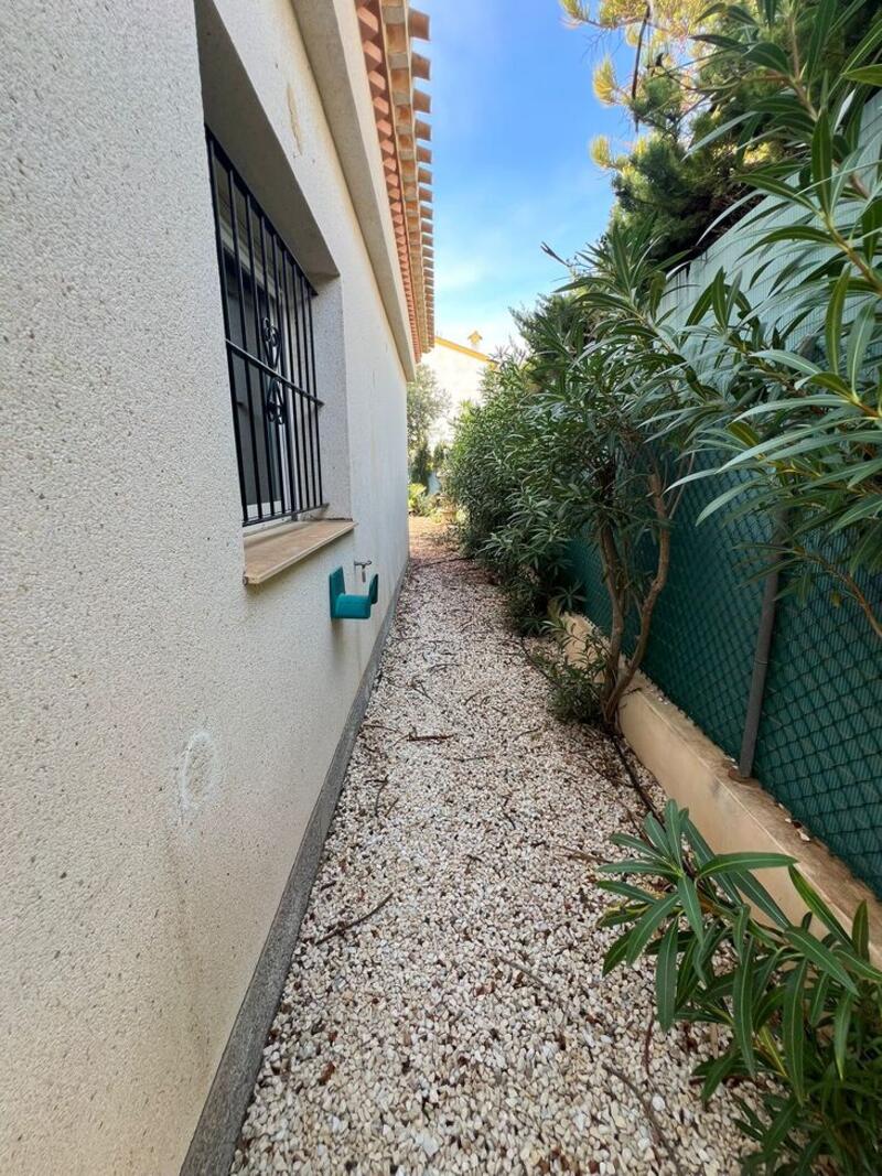 3 soveværelse Villa til salg i Playa Flamenca, Alicante