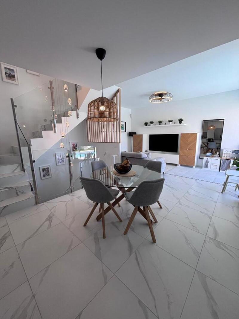 5 soverom Villa til salgs 5 soverom Villa til salgs