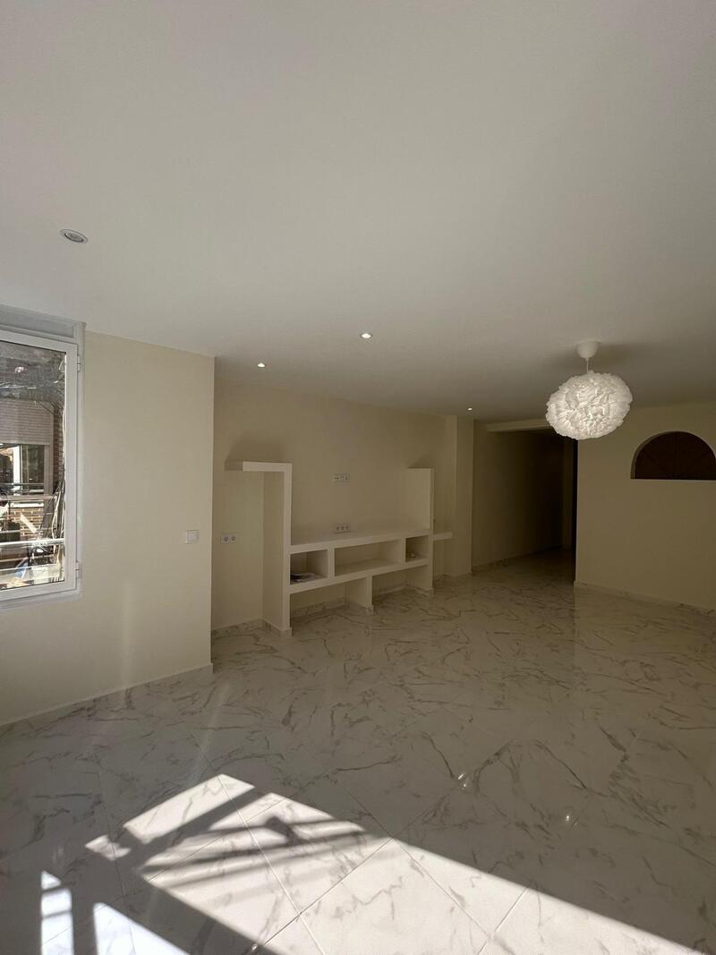 3 Schlafzimmer Appartement zu verkaufen