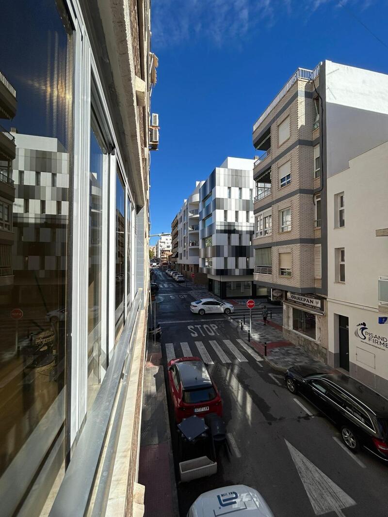 3 soverom Leilighet til salgs i Torrevieja, Alicante