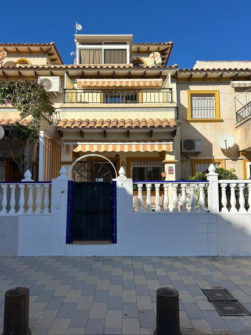 2 bedroom Duplex for sale