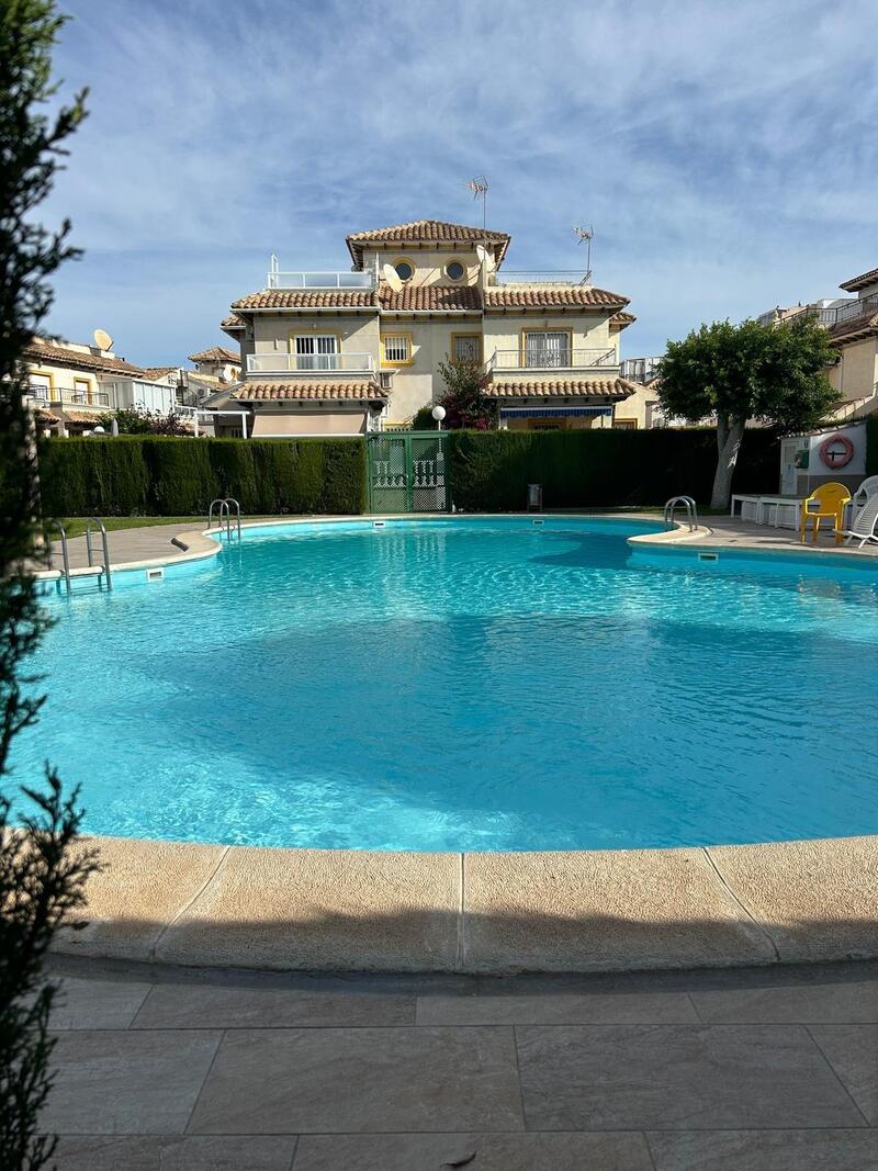 2 bedroom Duplex for sale