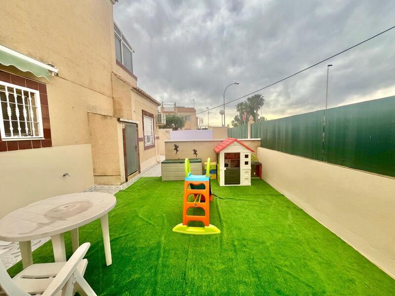 3 Cuarto Villa en venta