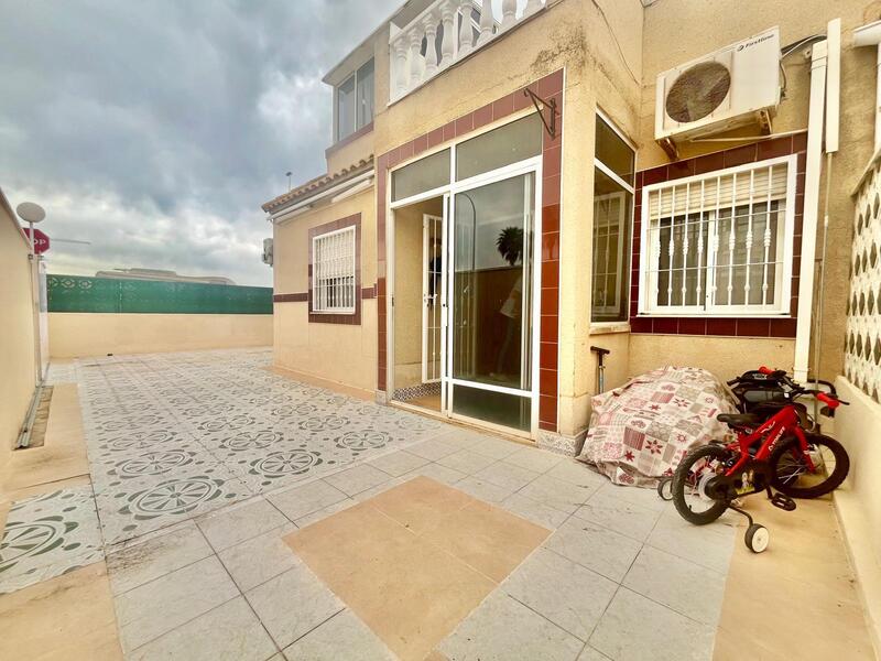 3 Cuarto Villa en venta