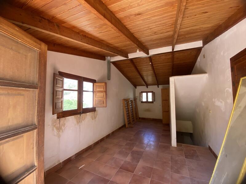 5 bedroom Country House for sale 5 bedroom Country House for sale