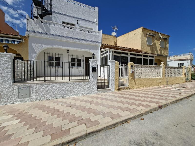 Byhus til salg i San Fulgencio, Alicante