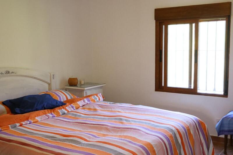 2 Cuarto Casa de Campo en venta