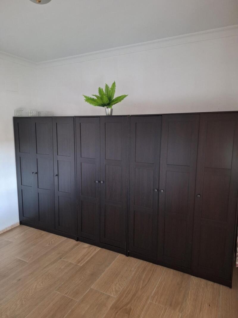 2 bedroom Townhouse for sale