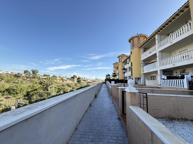 2 chambre Appartement à vendre dans Cabo Roig, Alicante