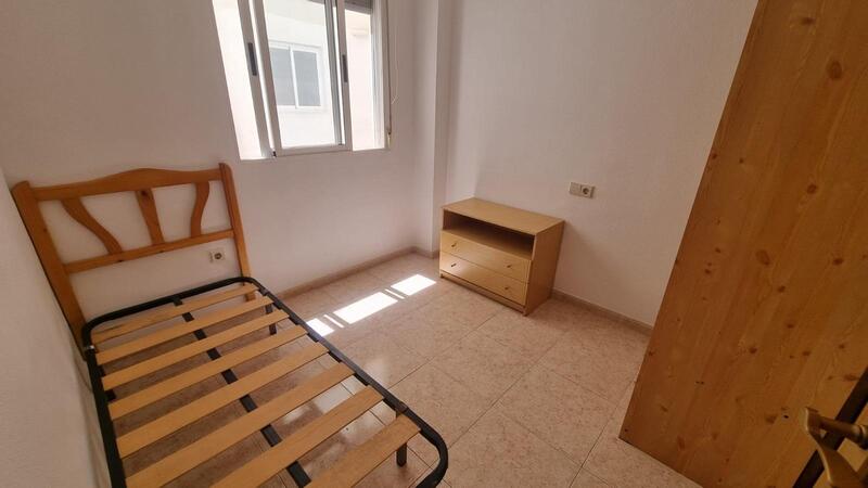 2 спальная комната квартира продается в Torrevieja, Alicante