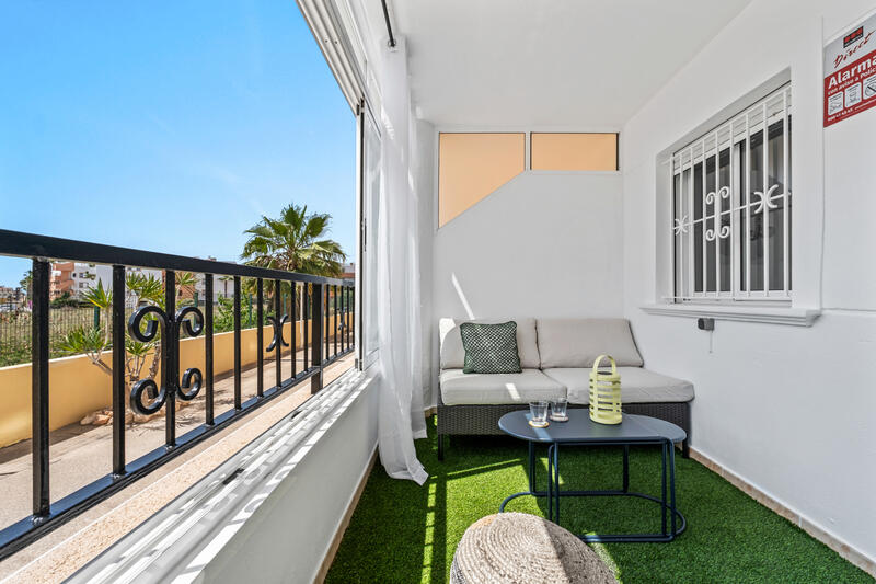 2 спальная комната квартира продается в Playa Flamenca, Alicante