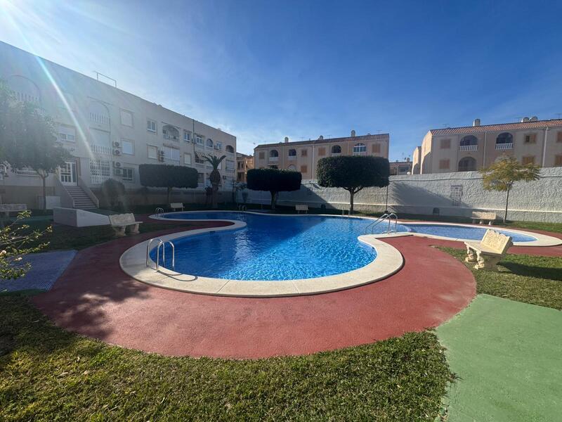 Appartement Te koop in Torrevieja, Alicante