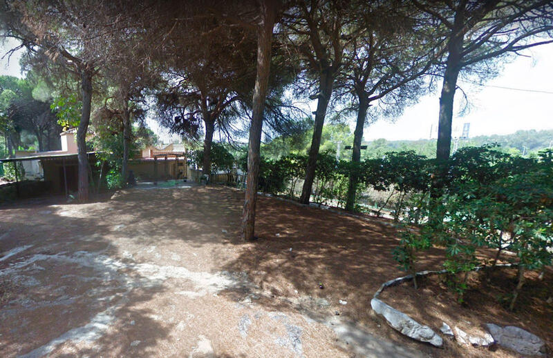 Lantställe till salu i Marbesa, Málaga