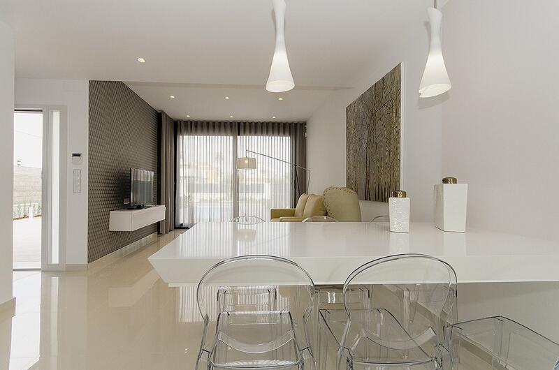 4 slaapkamer Villa Te koop 4 slaapkamer Villa Te koop