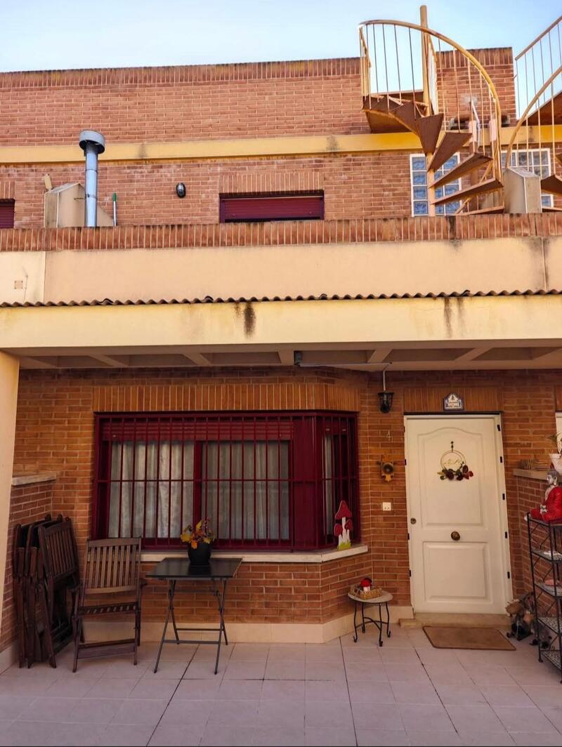 Dúplex en venta en Benferri, Alicante