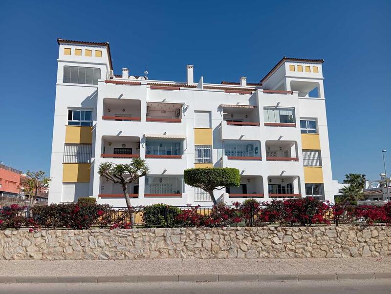 2 chambre Appartement à vendre dans Villamartin, Alicante