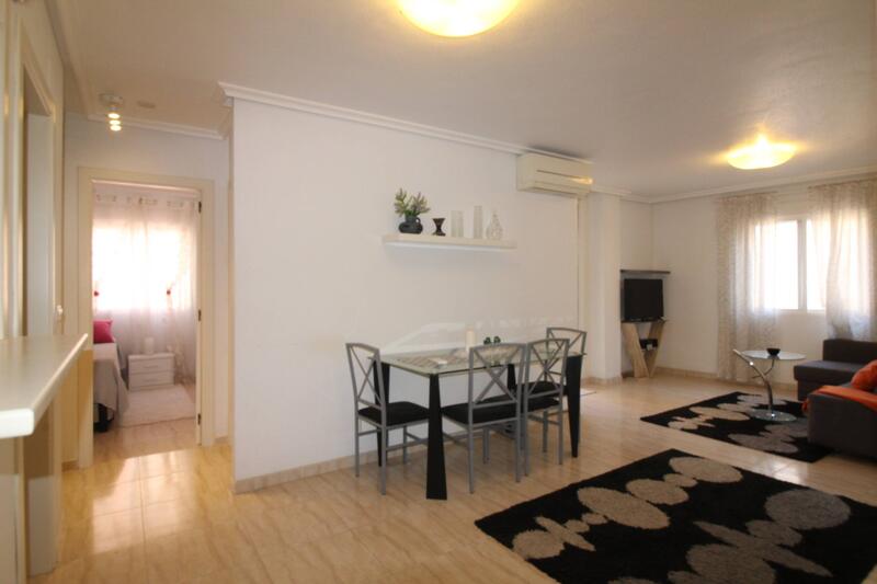 2 спальная комната квартира продается в Torrevieja, Alicante