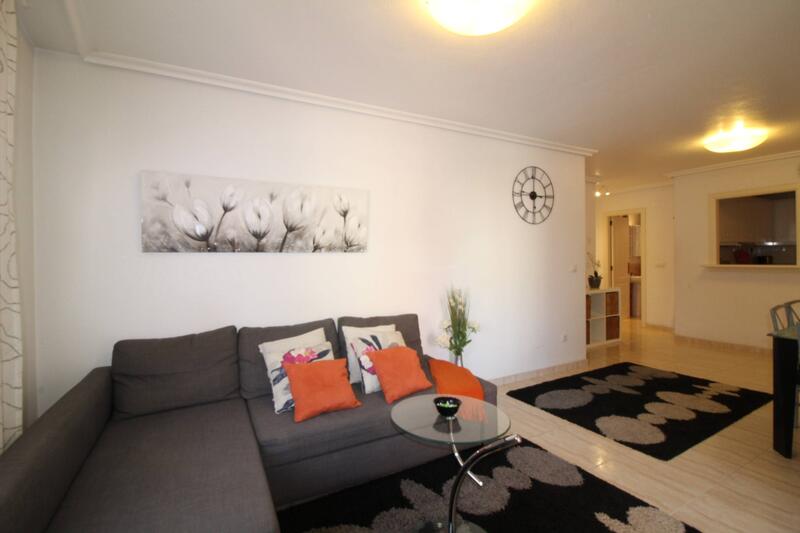 2 спальная комната квартира продается в Torrevieja, Alicante