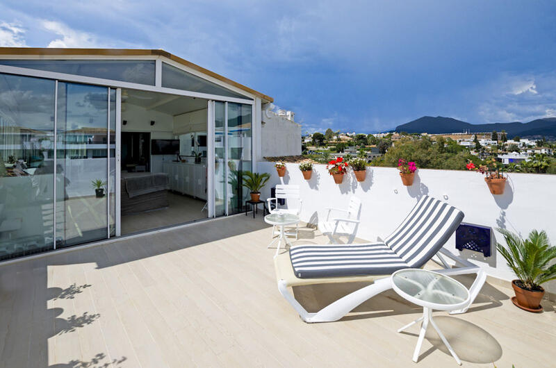3 спальная комната квартира продается в Puerto Banus, Málaga