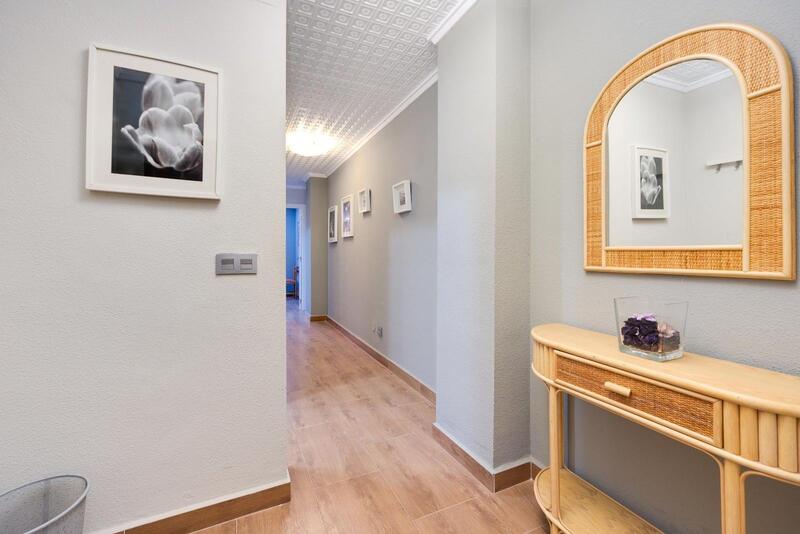 2 Schlafzimmer Appartement zu verkaufen in Torrevieja, Alicante